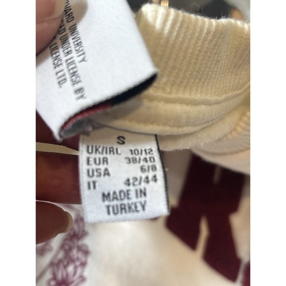 Harvard University White Women's Sweatshirt Size Small Collegiate Athleisure - Picture 2 of 11